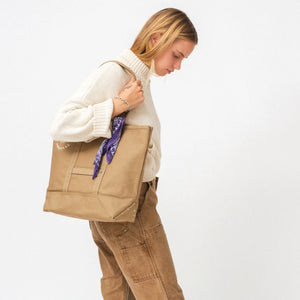 Market Tote in Khaki